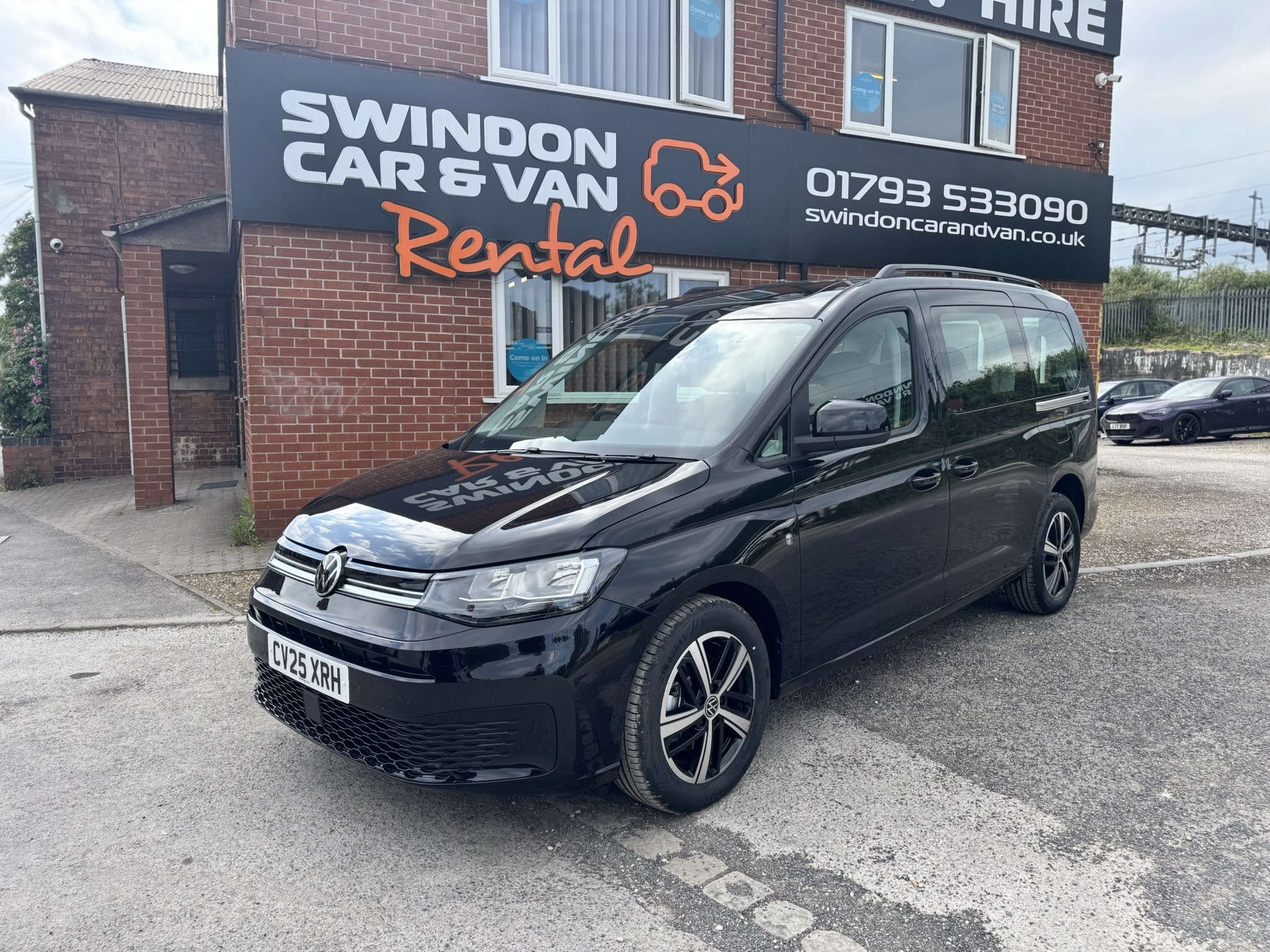  7 Seater (VW Caddy Max or similar) 